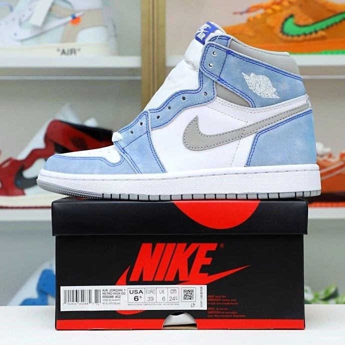 OG 'HYPER HIGH RETRO JORDAN 1 ROYAL' AIR 1226